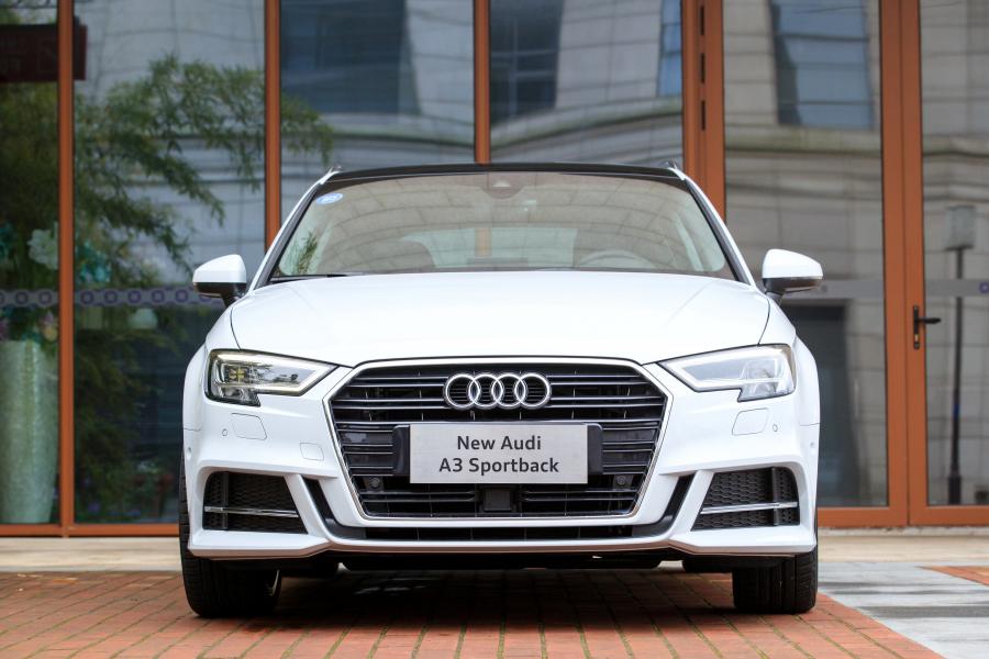  Audi A3 Sportback 40 TFSI S-Line (8V) 2017 года  (CN) (фото 1 из 6)